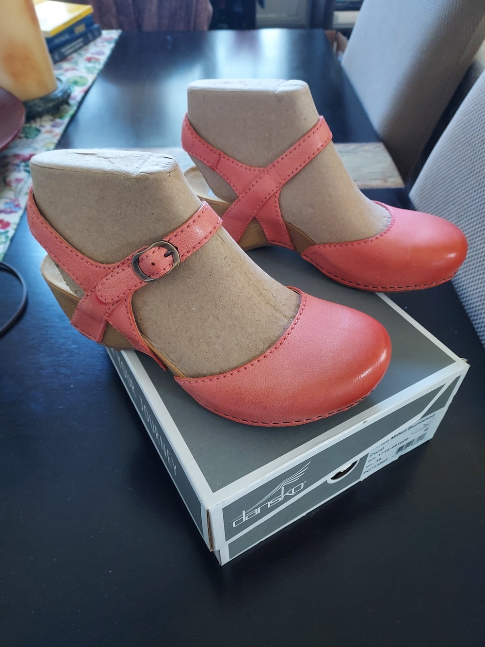 NIB Dansko Coral Leather Tiffani Mary Jane Clogs - Women's, 38